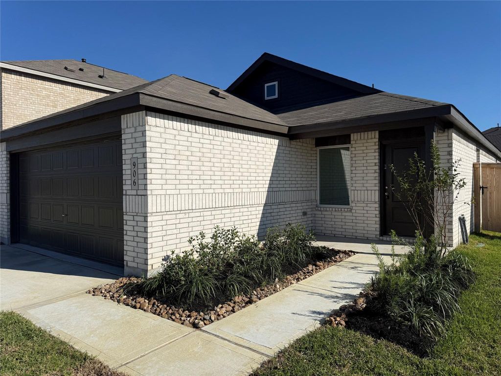 Photo of 906 Lago Laceno Lane, Huffman, TX 77336 (MLS # 36913489)