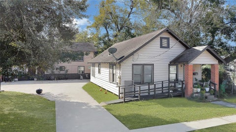 Multifamily For Sale - 605 E Hunnicutt Street<br/> Harris County, Baytown, TX 77520