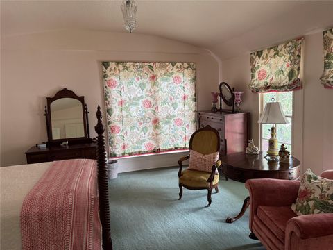 Tiny photo for 107 West Wheat Street W, Woodville, TX 75979 (MLS # 97458430)