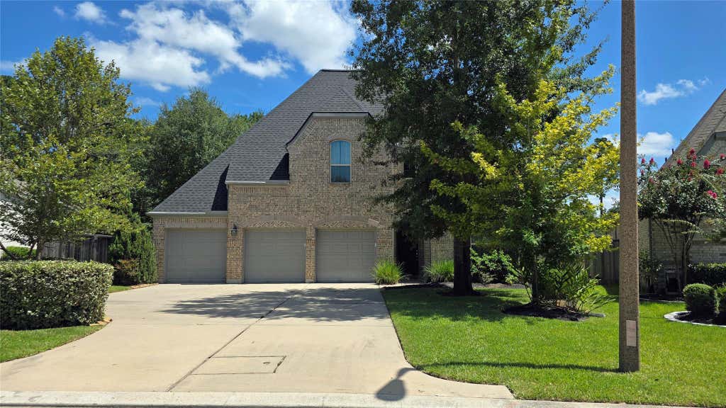Photo of 142 Mayfield Drive, Montgomery, TX 77316 (MLS # 98177175)