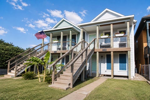 Multifamily For Sale - 2008 - 2010 Avenue O 1/2<br/> Galveston, TX 77550