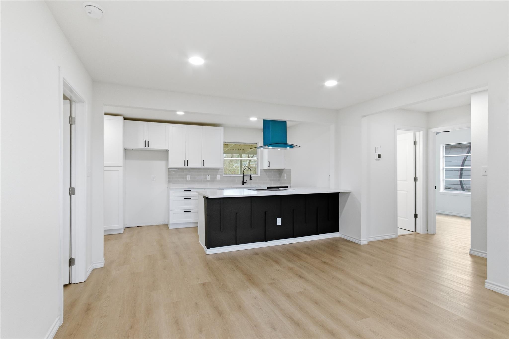 2111 Briar Lane