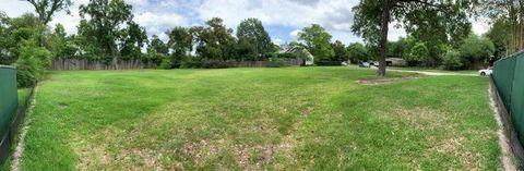 Photo of 11118 Capri Street, Houston, TX 77024 (MLS # 18596406)