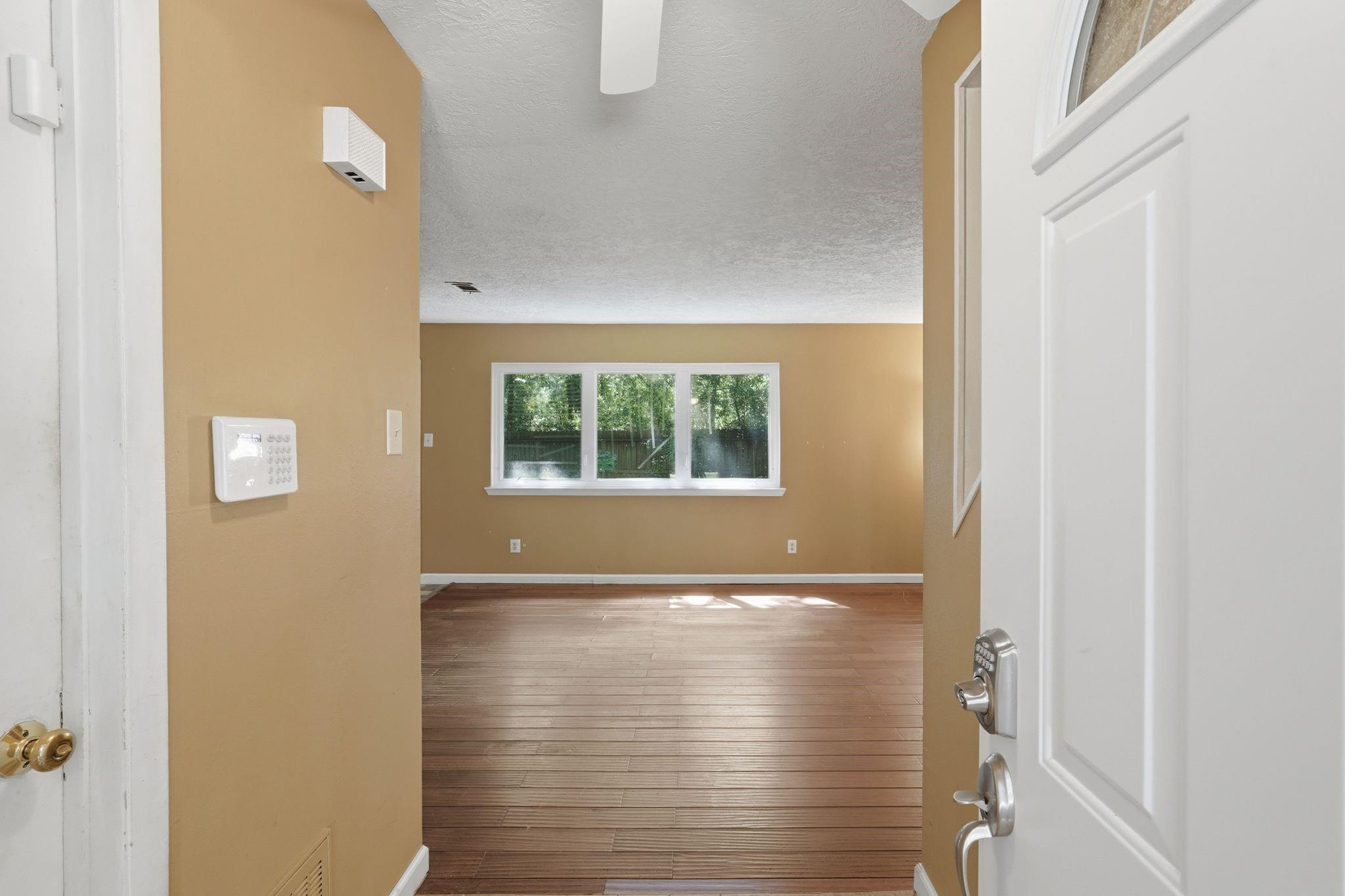 5 W Bigelow Oak Court
