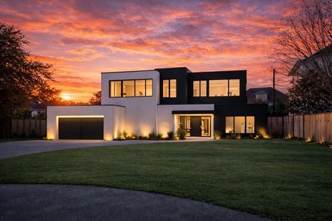 23 W Broad Oaks Drive Houston TX 77056