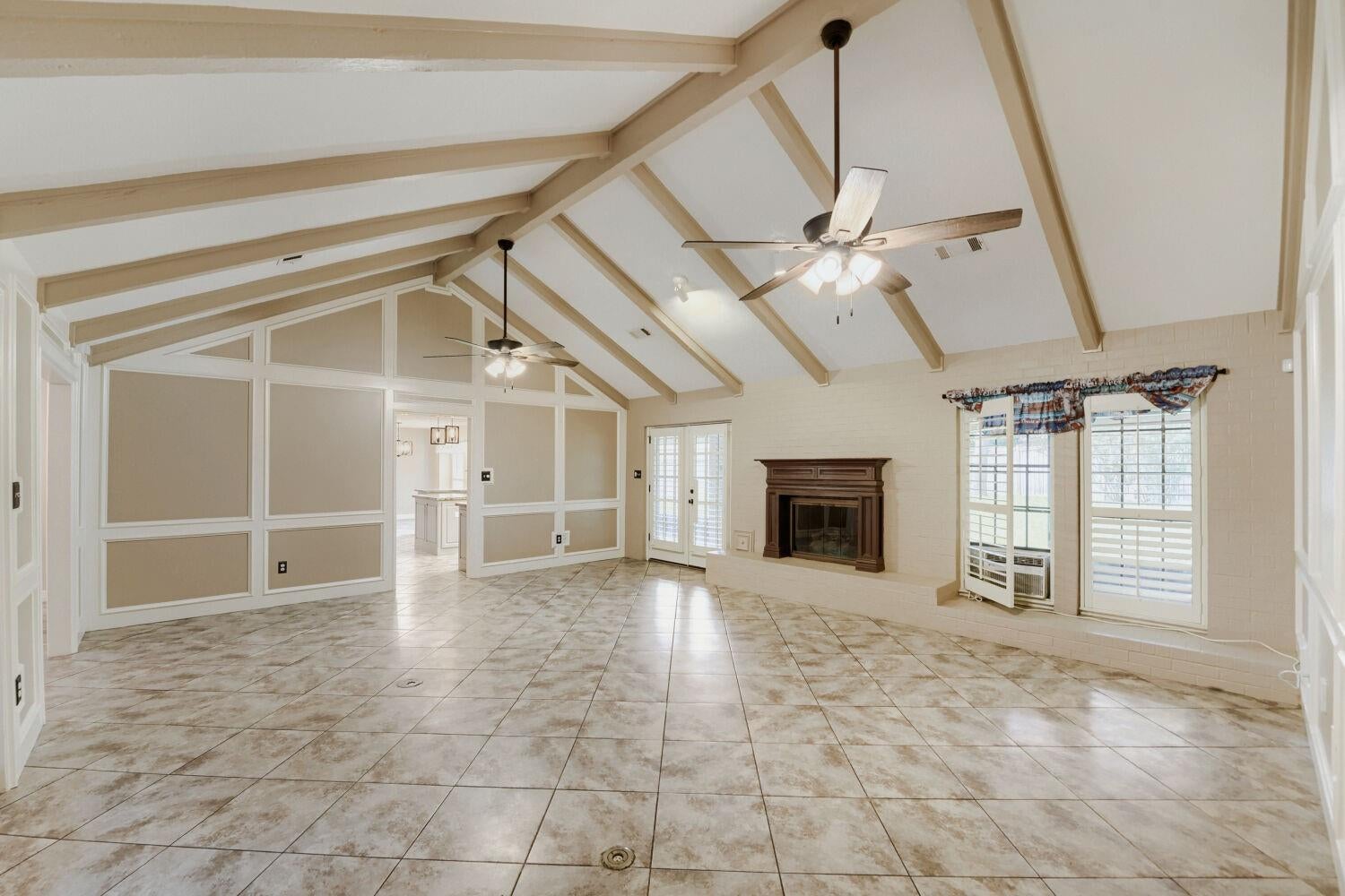 1650 White Oak Creek Drive