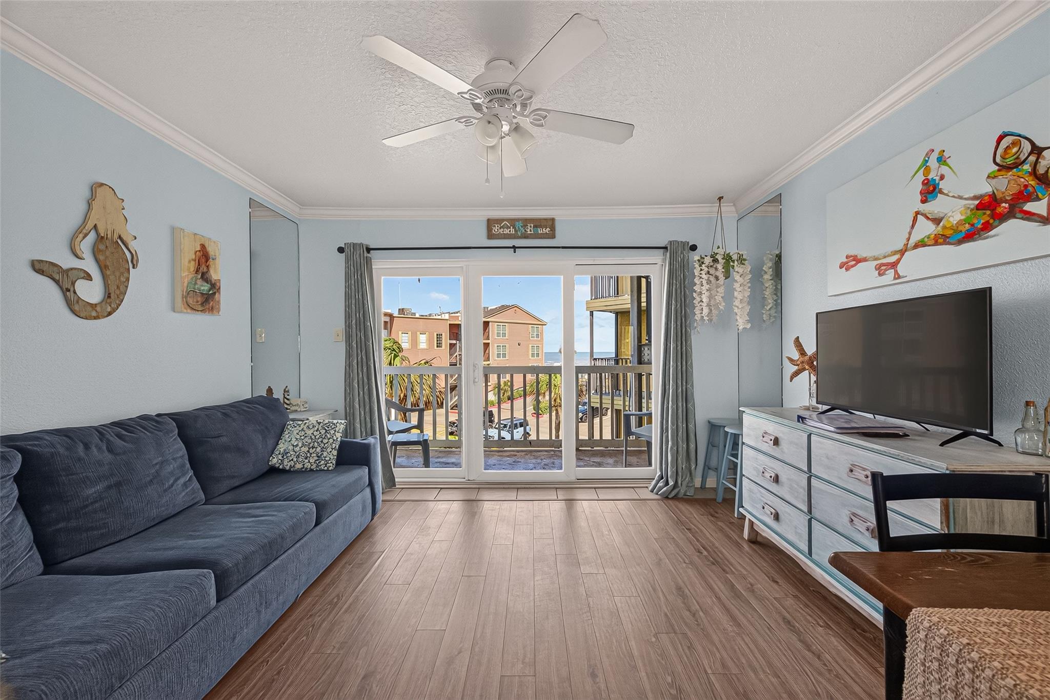 6300 Seawall Boulevard 9201