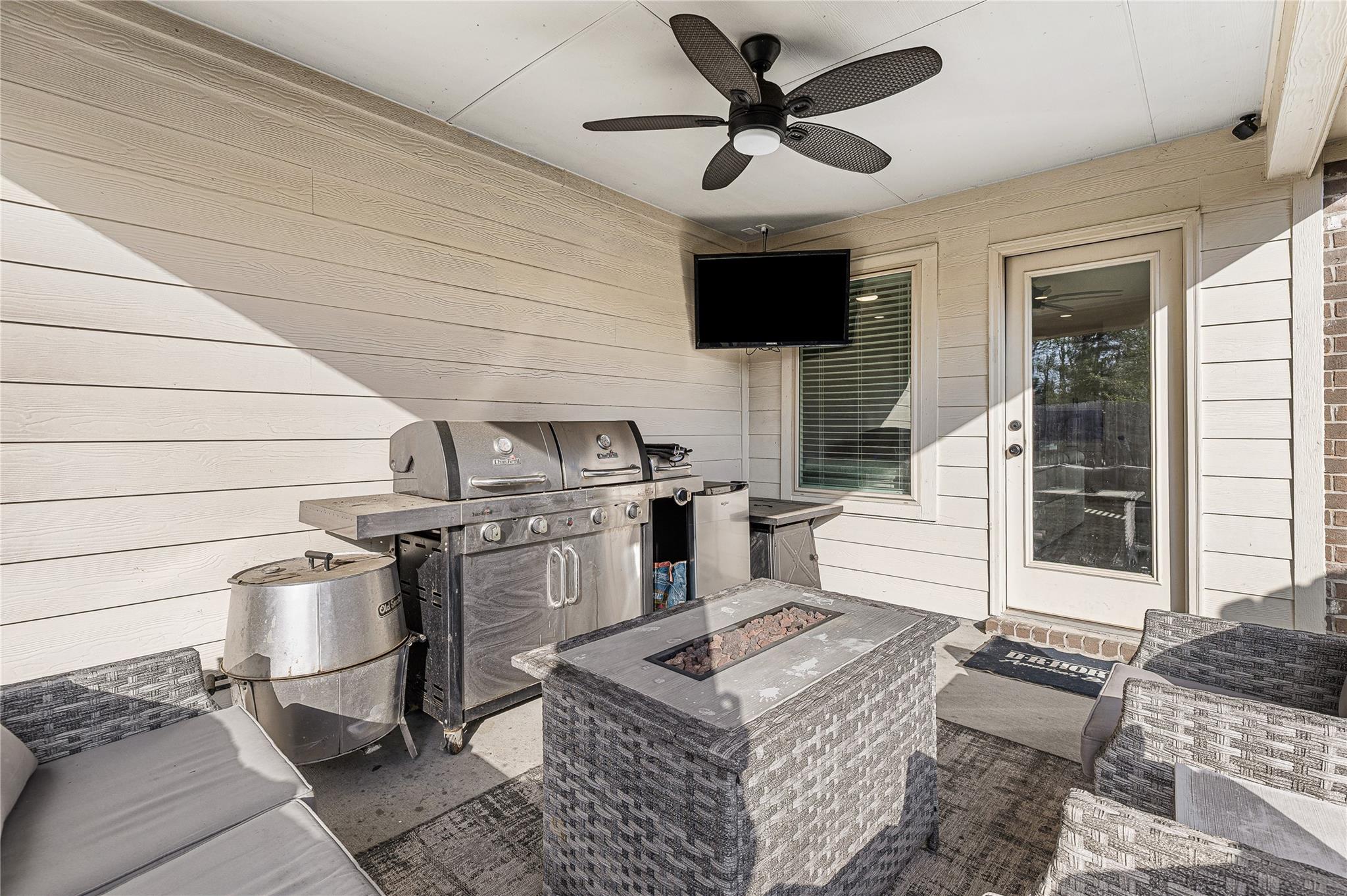 2286 Strong Horse Drive