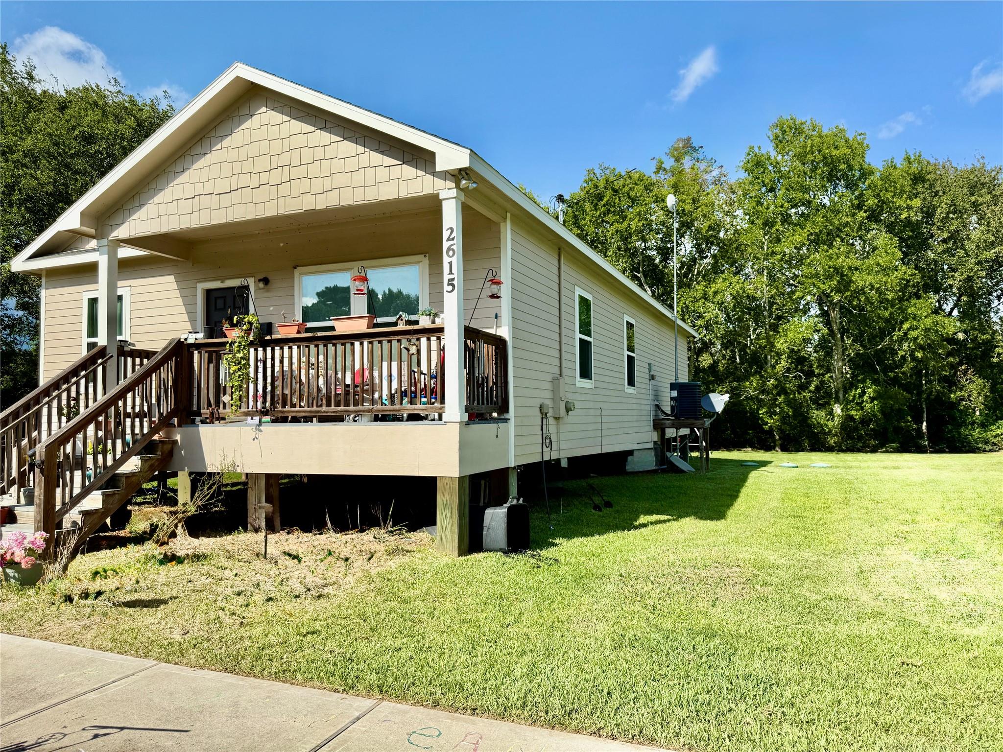 2615 Main Street 203