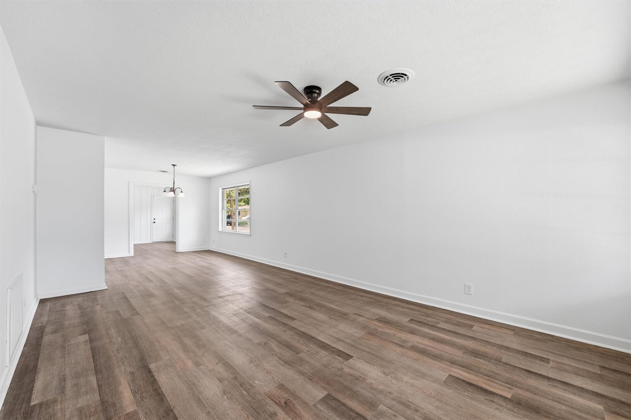 5002 Live Oak Drive