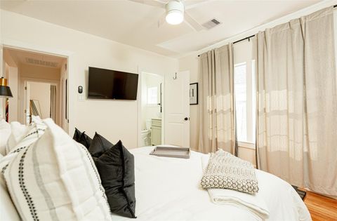 Tiny photo for 3608 Mcilhenny Street, Houston, TX 77004 (MLS # 28036648)