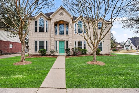 702 Huntercrest Street El Lago TX 77586