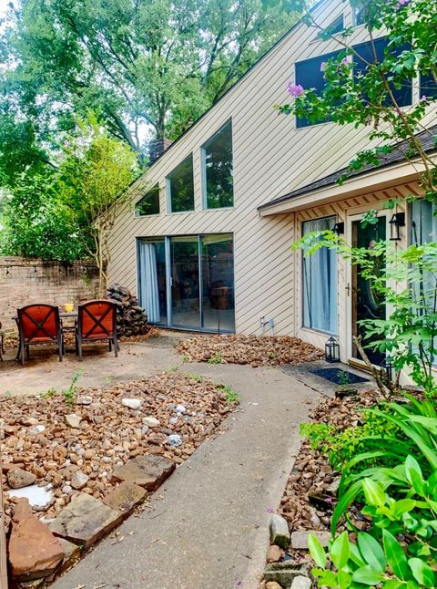 Photo of 16510 De Lozier Street, Jersey Village, TX 77040 (MLS # 49150204)