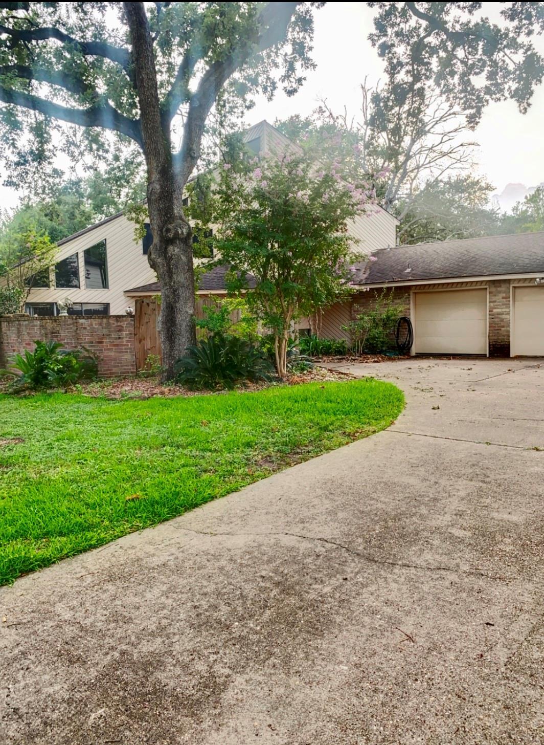 16510 De Lozier Street