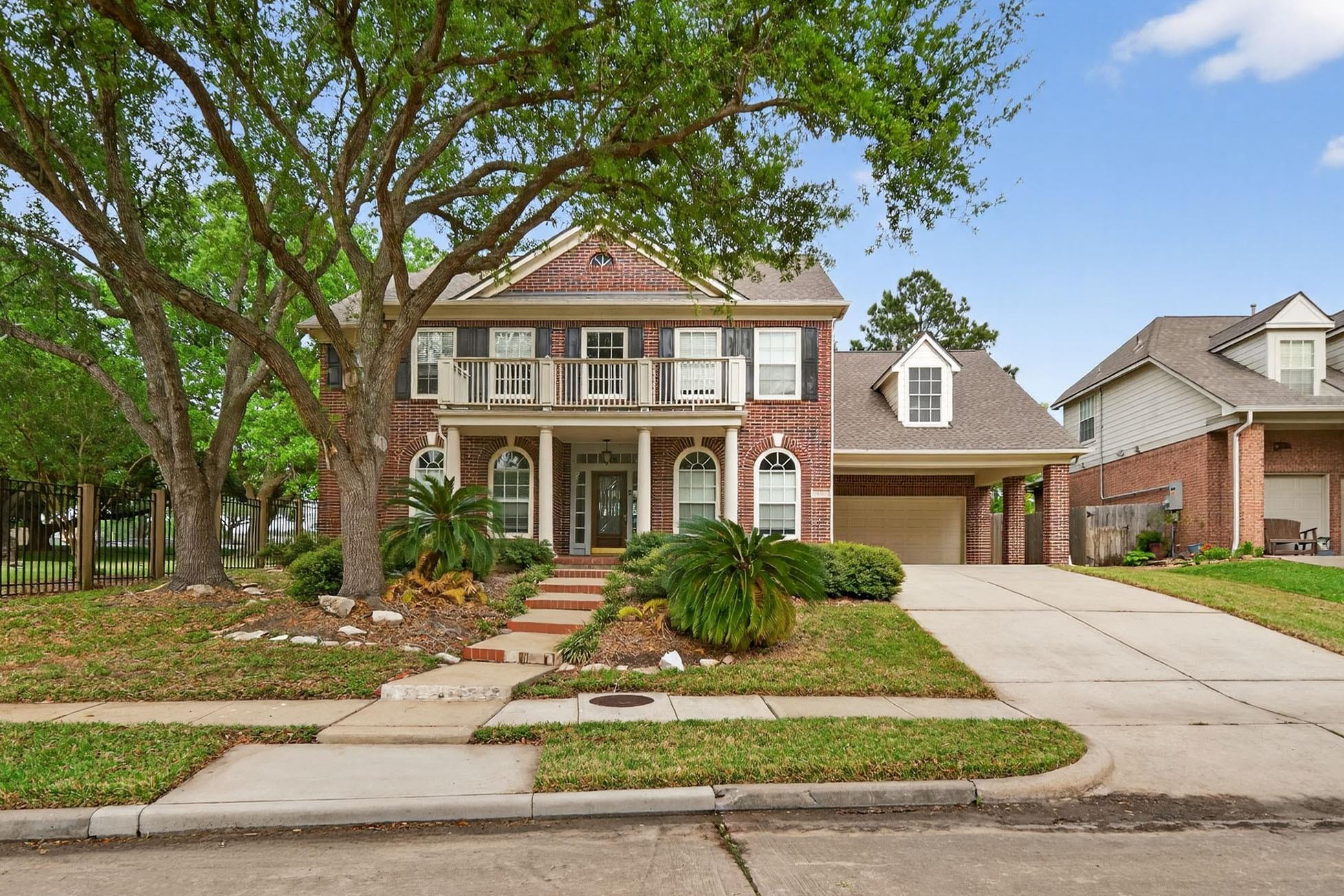4319 Oak Forest Drive