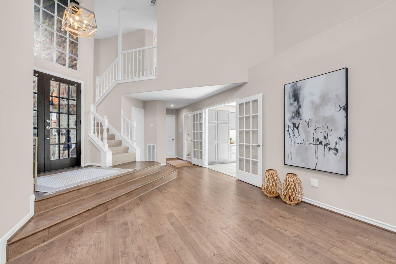 22 Cedar Chase Place