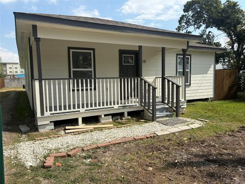 115 S Blackwell Street Pasadena TX 77506