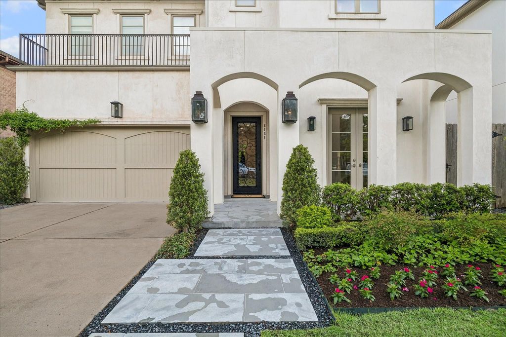 Photo of 4131 Coleridge Street, West University, TX 77005 (MLS # 93833878)