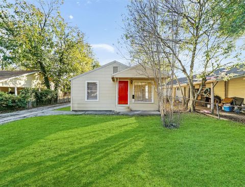 Photo of 203 W Hart Avenue, Pasadena, TX 77506 (MLS # 92593356) Photo of 203 W Hart Avenue, Pasadena, TX 77506 (MLS # 92593356)