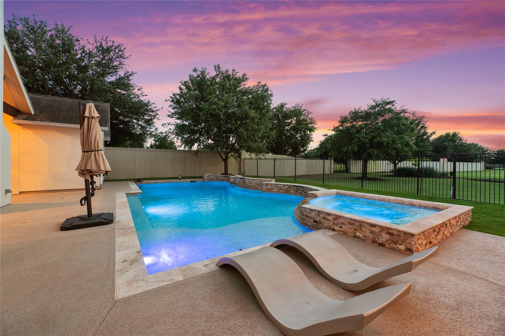 10107 Llano River Lane