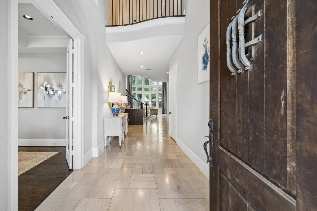 Photo of 1307 Story Street, Houston, TX 77055 (MLS # 37425307)