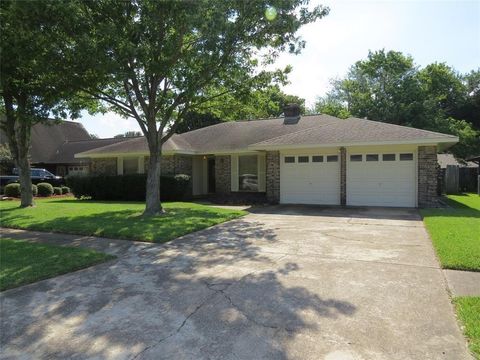 Photo of 2706 Lufkin Lane, Deer Park, TX 77536 (MLS # 6231980)