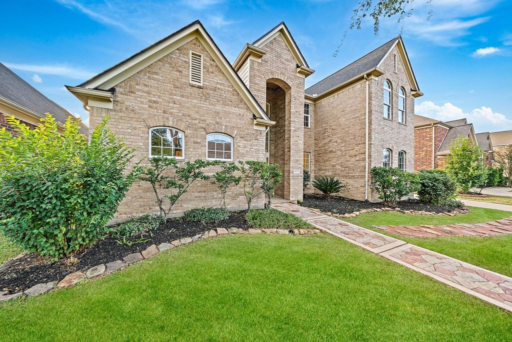Photo of 14511 Middle Bluff Trail, Cypress, TX 77429 (MLS # 23579953)