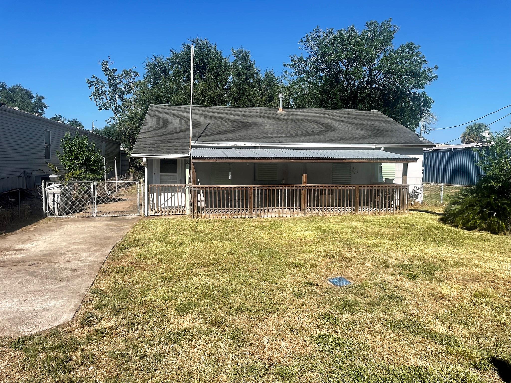 4439 9th Street