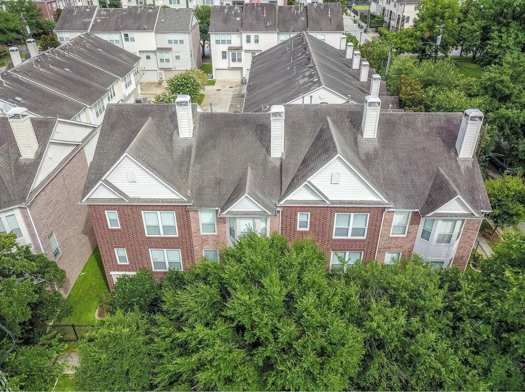 Photo of 3023 Austin Street, Houston, TX 77004 (MLS # 66651499)