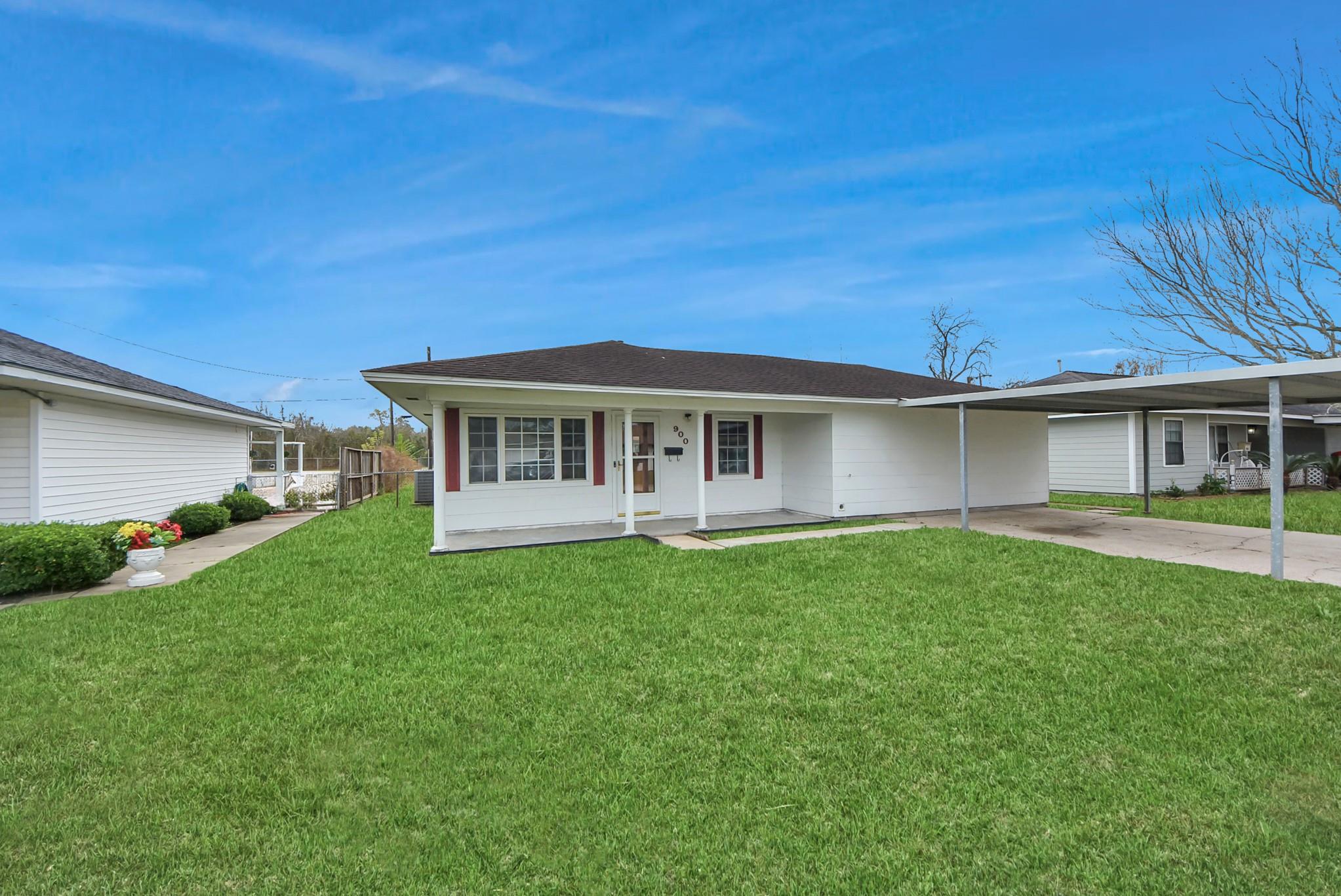 900 S Circle Drive