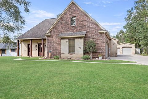 Photo of 418 Pinemont Drive, Sour Lake, TX 77659 (MLS # 90242907)