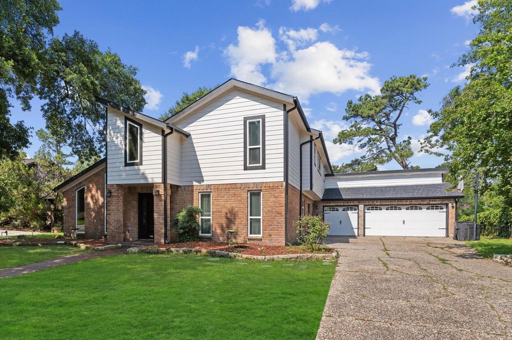 Photo of 20407 Spoonwood Drive, Humble, TX 77346 (MLS # 19862677)