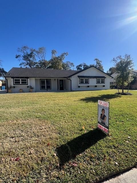 Photo of 28814 Holly Hill Drive, Shenandoah, TX 77381 (MLS # 93339275)
