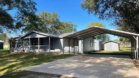 3595 2nd Street Beaumont TX 77705