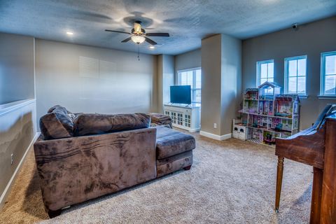 Tiny photo for 2004 Vineyard Pass, Brenham, TX 77833 (MLS # 62053314)