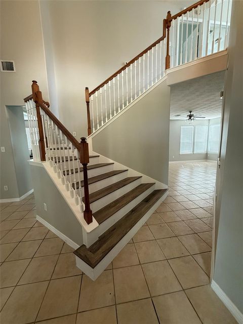 Photo of 5726 Rocky Trail Drive, Houston, TX 77339 (MLS # 40645285)