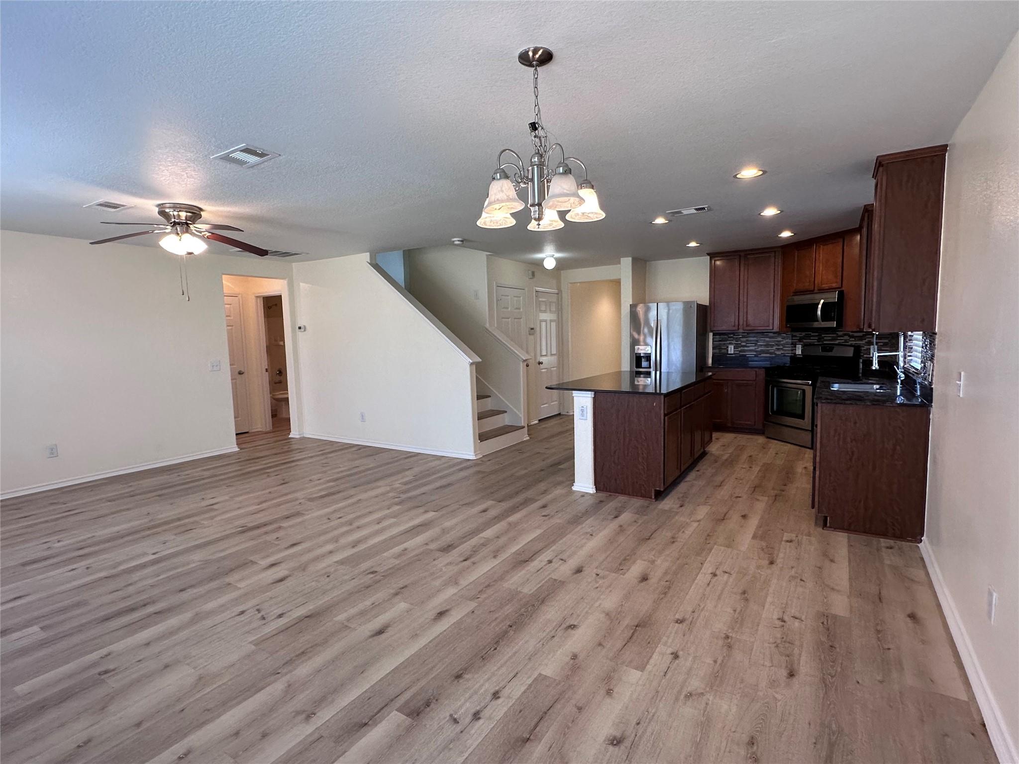5807 Camelia Evergreen Lane