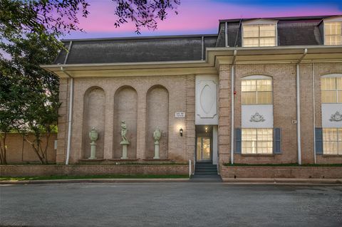 2601 Bellefontaine Street B114 Street B114 Houston TX 77025