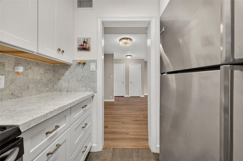 2601 Bellefontaine Street B114 Street B114 Houston TX 77025