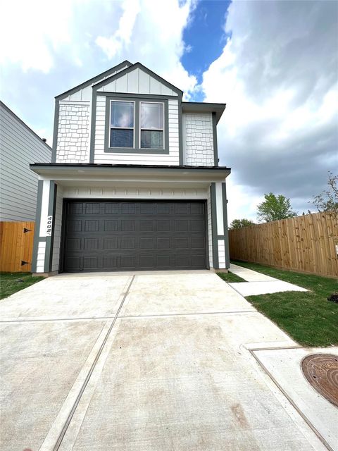 Photo of 4002 Cusco Ln Ln, Houston, TX 77045 (MLS # 29058322)