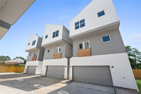 Photo of 113 Milby Street #C, Houston, TX 77003 (MLS # 18339368)