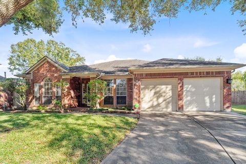 Photo of 11411 Oak Lake Ridge Court, Sugar Land, TX 77498 (MLS # 34140956)
