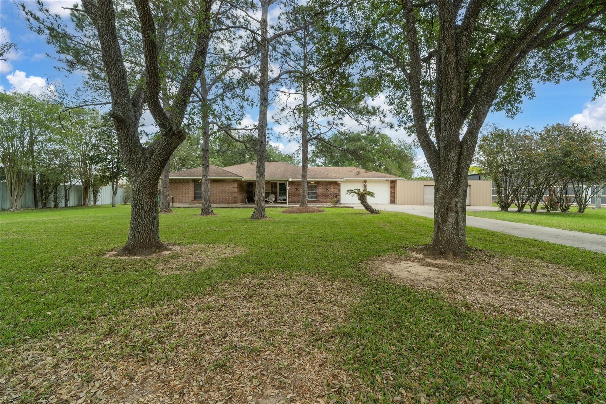 2311 Anders Lane