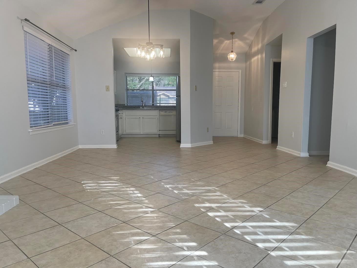 2711 Grants Lake Boulevard 104