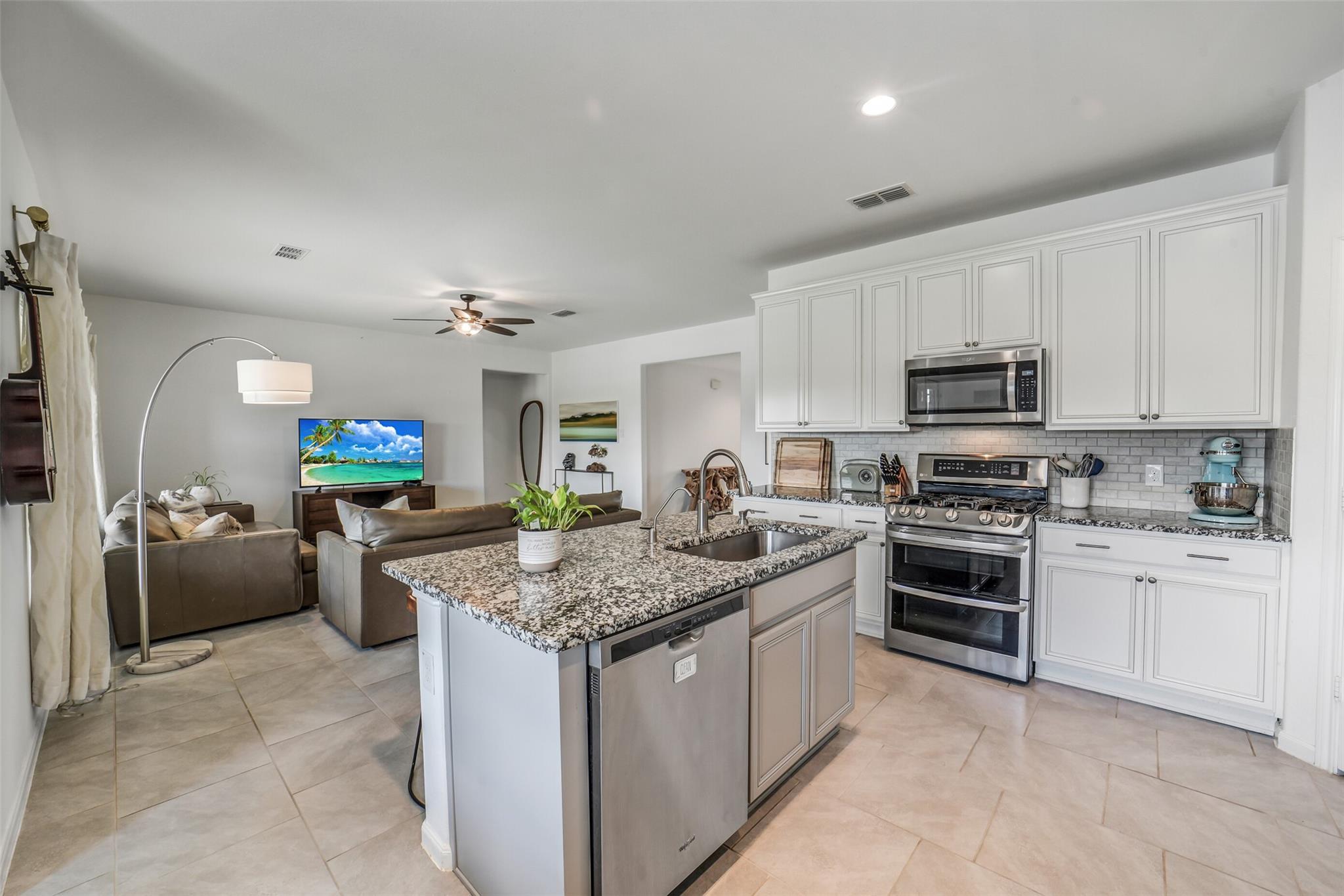 4123 Chester Bay Lane