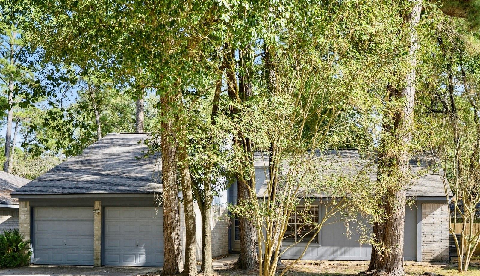 141 W Woodstock Circle Drive