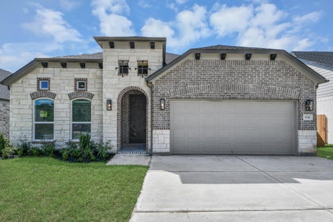 Photo of 5910 Fox Peak Lane LN, Richmond, TX 77469 (MLS # 65174061)