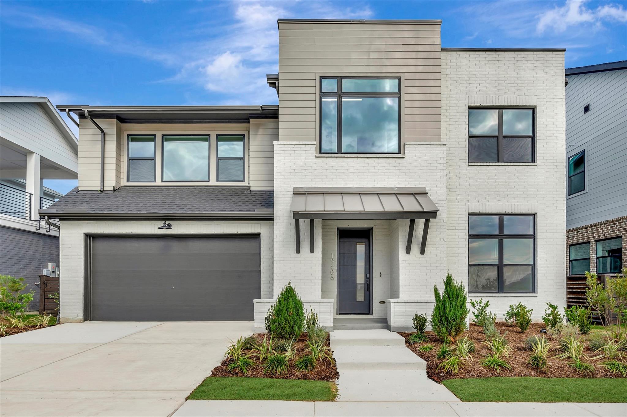 19806 Misty Blue Meadow Street