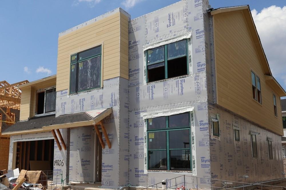 19806 Misty Blue Meadow Street