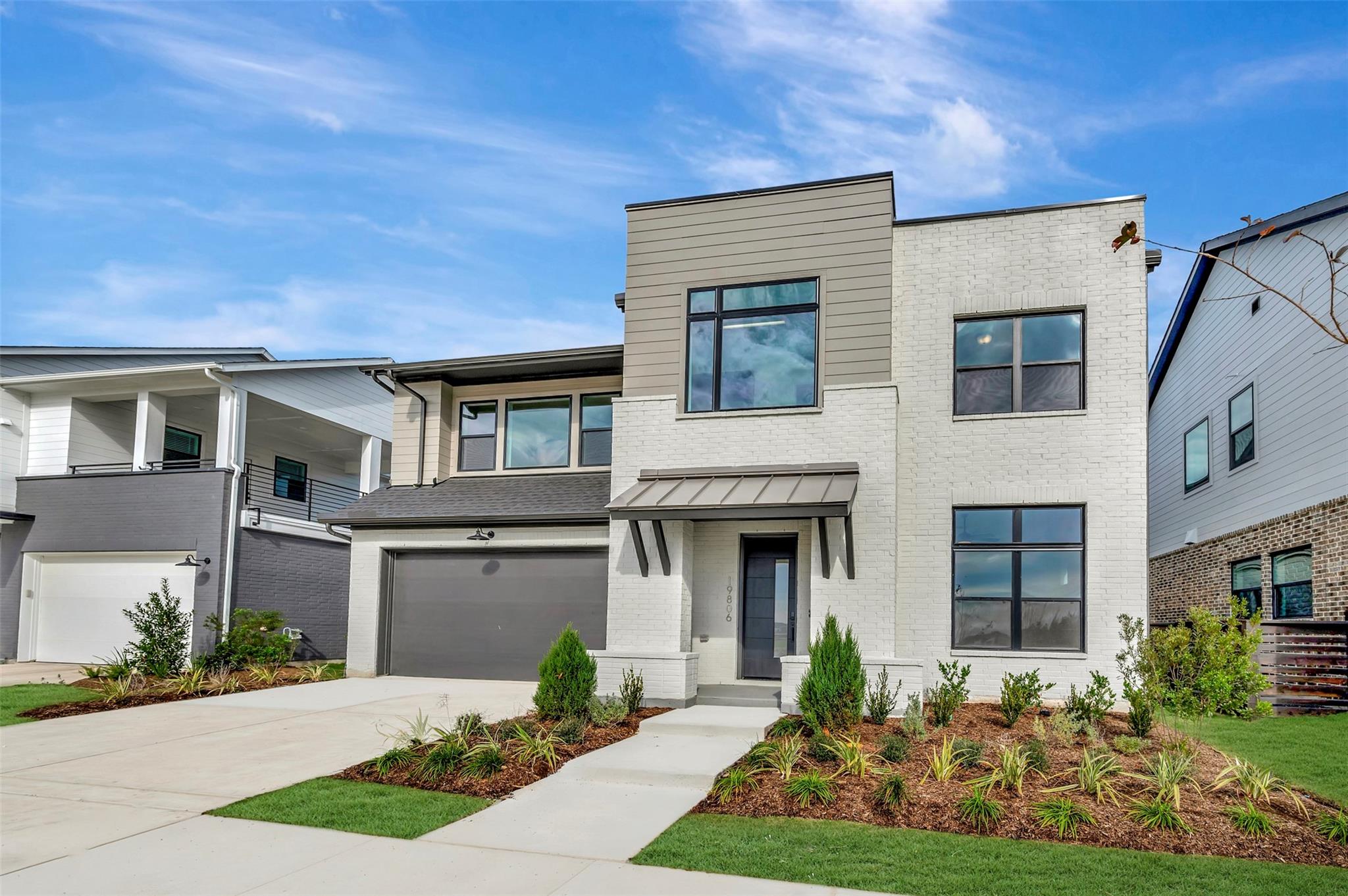 19806 Misty Blue Meadow Street